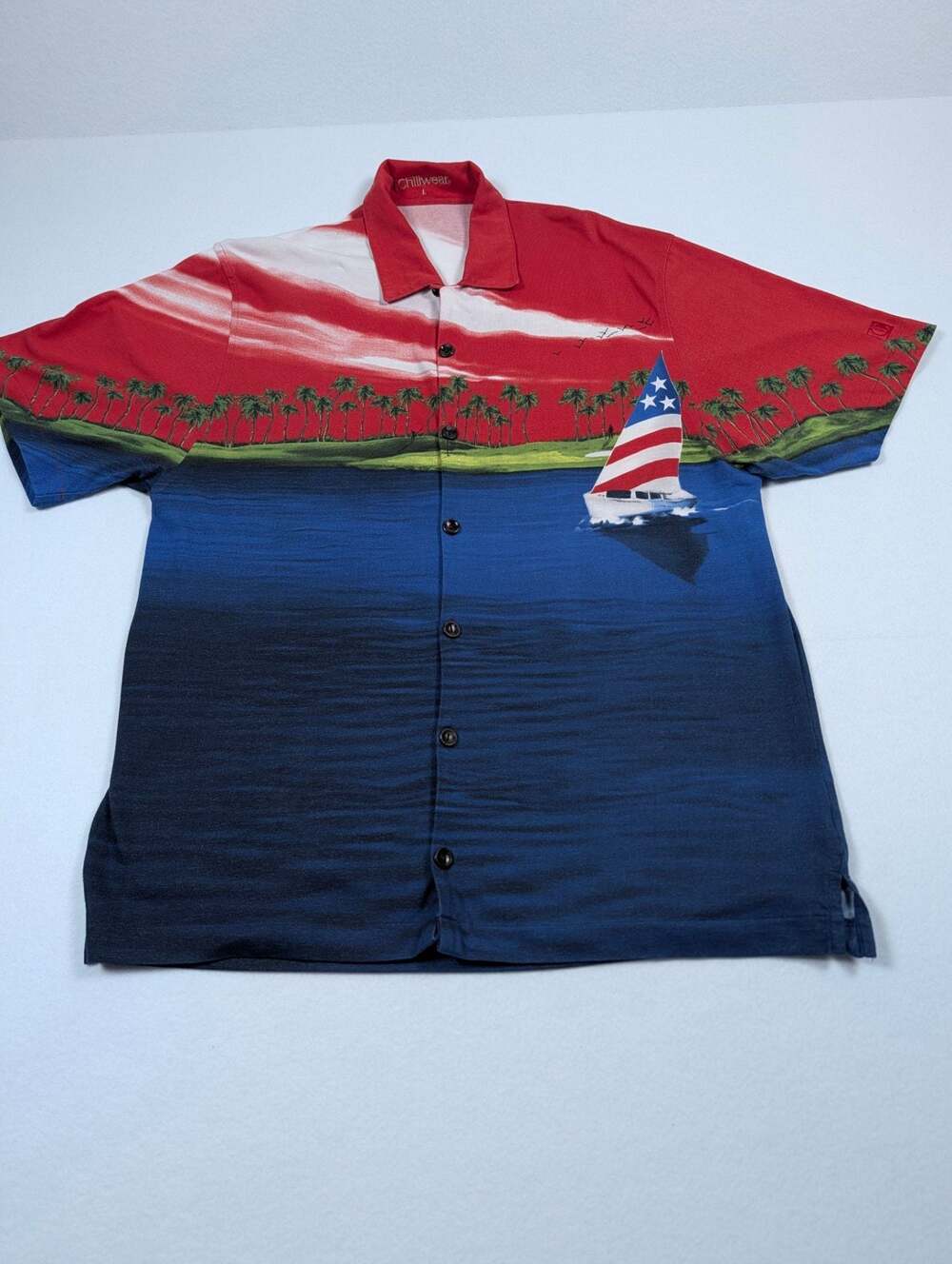 Chiliwear Vintage Golf and Sailboat Graphic Short Sleeve Button-Down Shirt